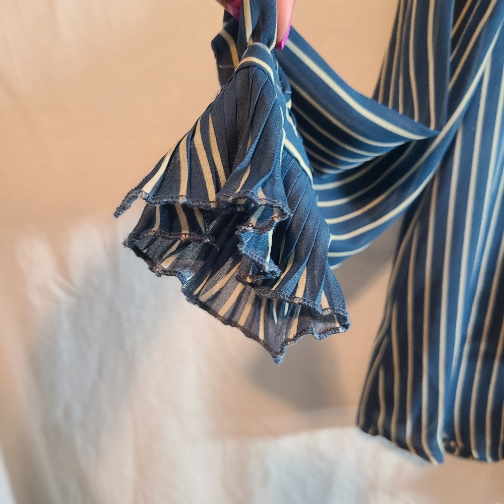 Larsen Gray Strip Ruffled Button Up Blouse - Picture 6 of 7